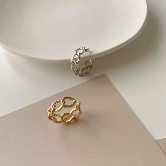 “London” Minimalist Chain Link Gold Adjustable Neutral Fashion Classic Cute Ring - Picture 10 of 11